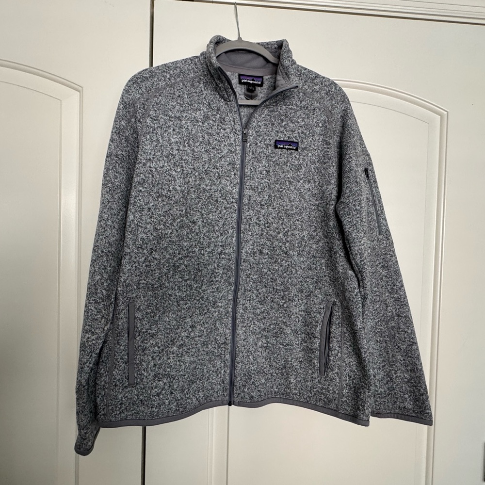 Women’s Patagonia Better Sweater Fleece Jacket! Excellent condition.